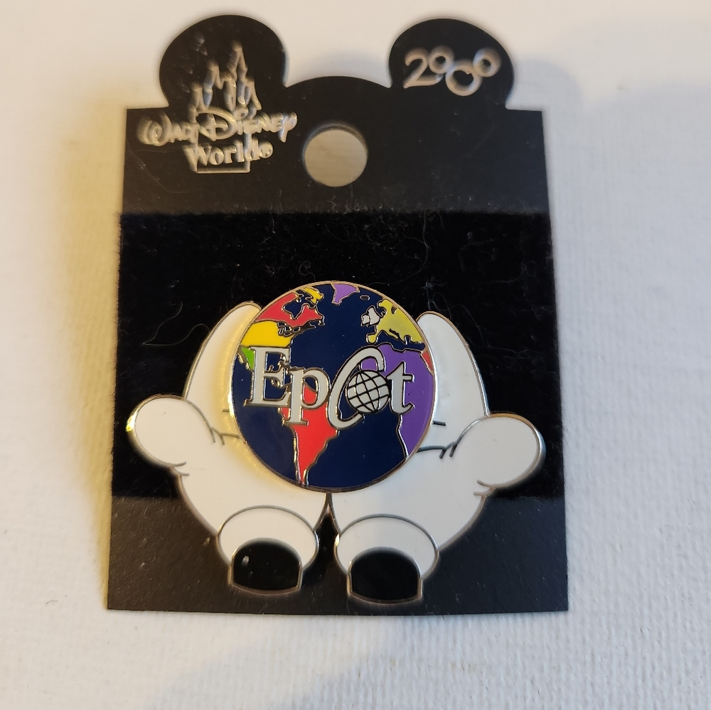 Disney pin